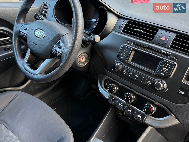 Хэтчбек Kia Rio 2011 в Бородянке