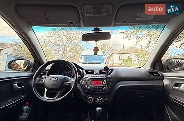 Седан Kia Rio 2014 в Николаеве