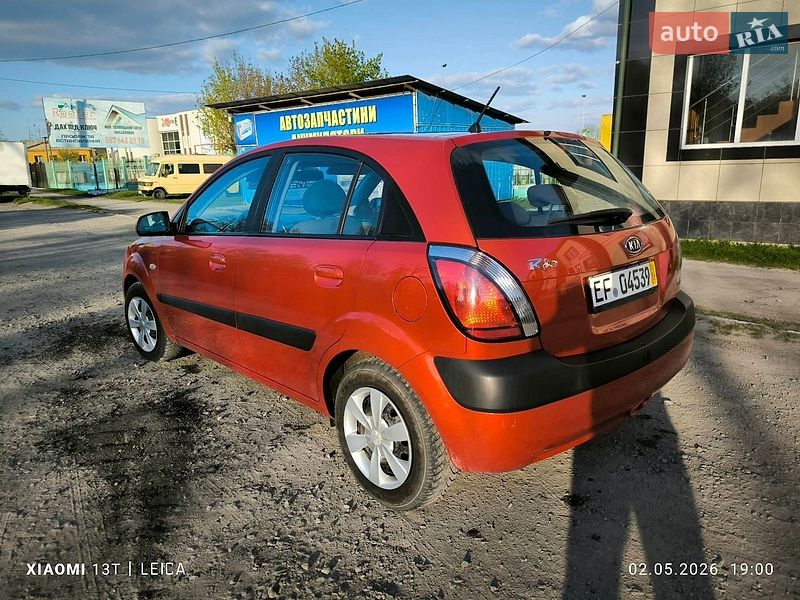 Хетчбек Kia Rio 2007 в Дунаївцях
