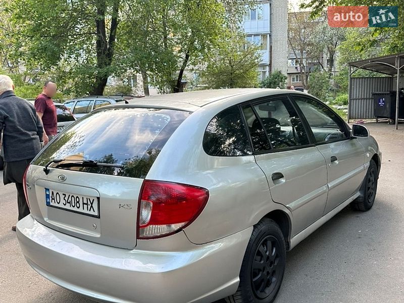 Универсал Kia Rio 2004 в Ровно