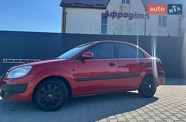 Седан Kia Rio 2008 в Каменец-Подольском
