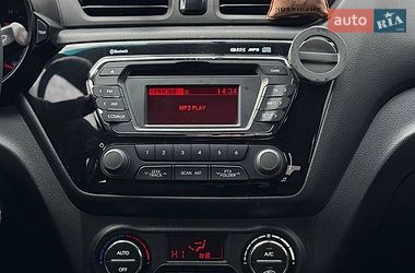 Седан Kia Rio 2012 в Днепре