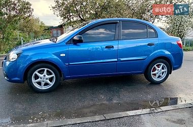 Седан Kia Rio 2010 в Хмельницком