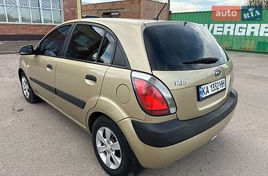 Хэтчбек Kia Rio 2008 в Прилуках