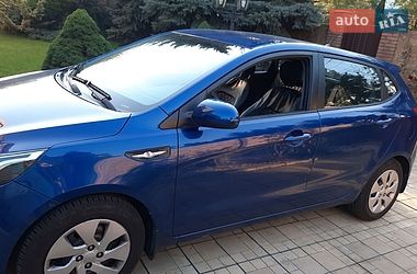 Хетчбек Kia Rio 2012 в Києві