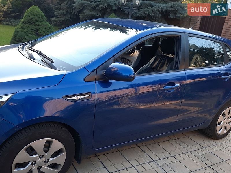 Хетчбек Kia Rio 2012 в Києві