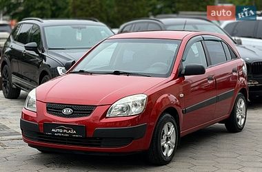Хэтчбек Kia Rio 2008 в Одессе