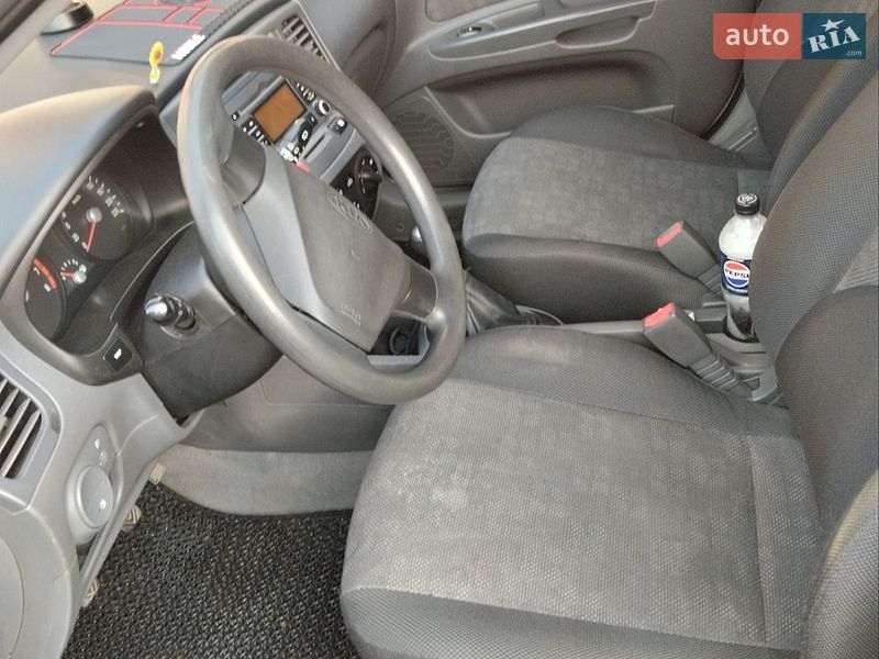 Хэтчбек Kia Rio 2009 в Богородчанах фото 6 Хэтчбек Kia Rio 2009 в Богородчанах