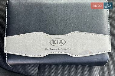 Хетчбек Kia Rio 2017 в Хмельницькому