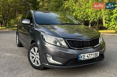 Седан Kia Rio 2012 в Днепре