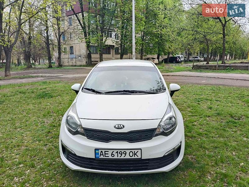 Седан Kia Rio 2016 в Кривому Розі фото Седан Kia Rio 2016 в Кривому Розі