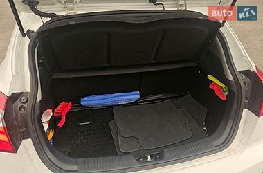 Хэтчбек Kia Rio 2016 в Киеве