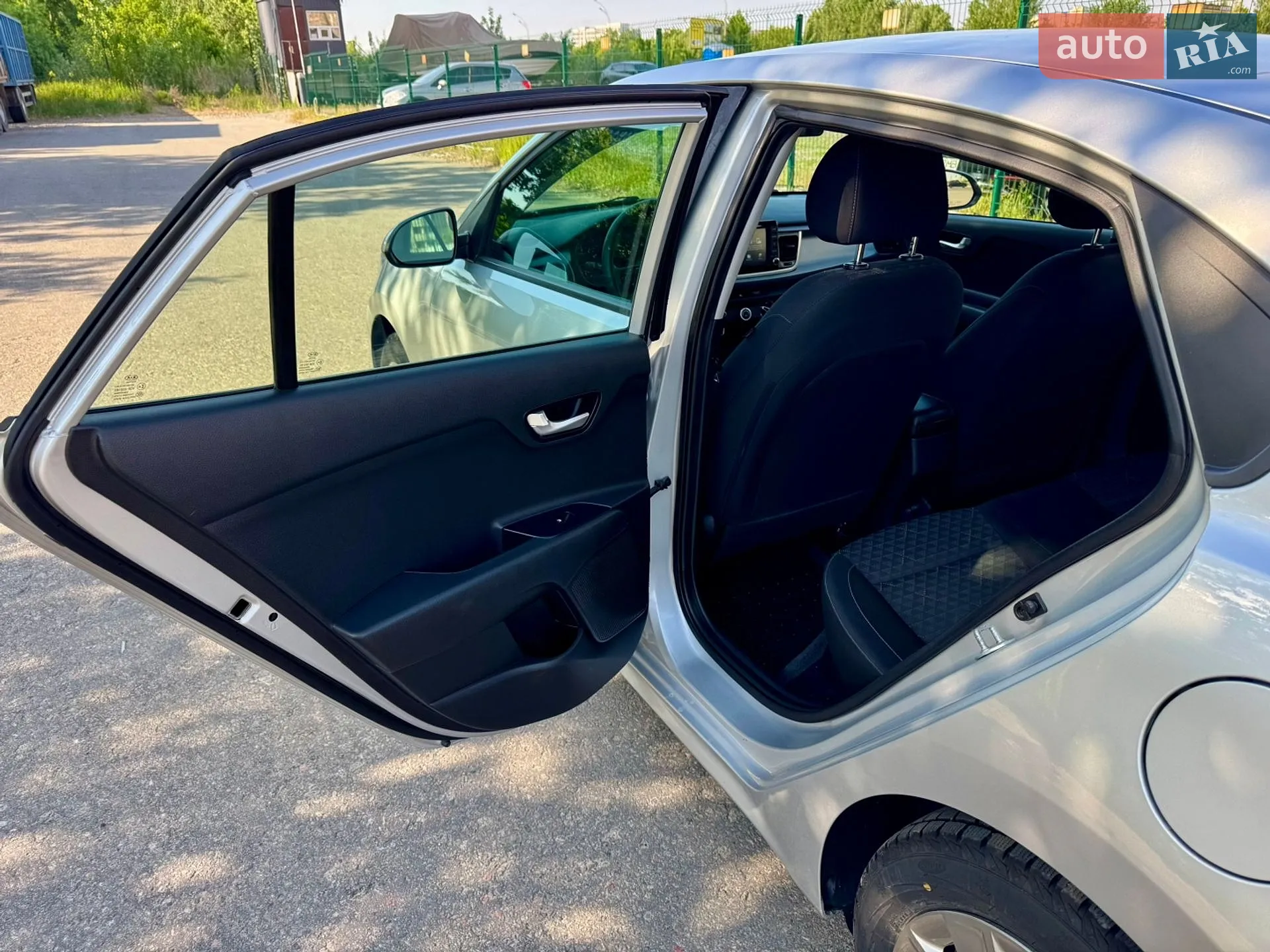 2019 Kia Rio - мініатюра 34