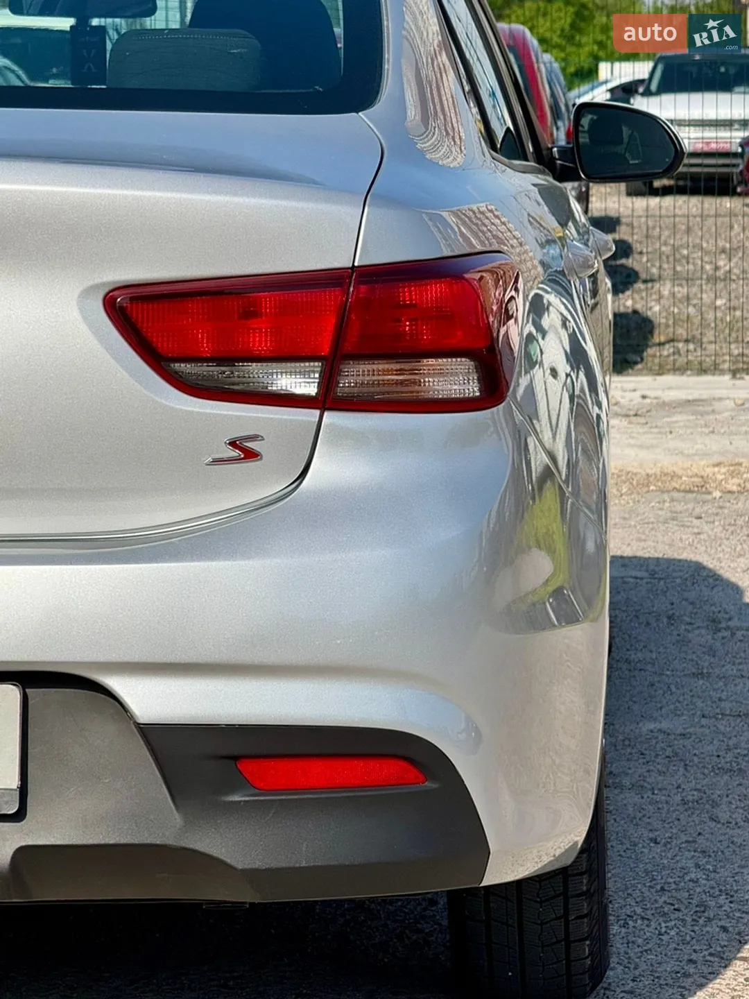 2019 Kia Rio - мініатюра 76