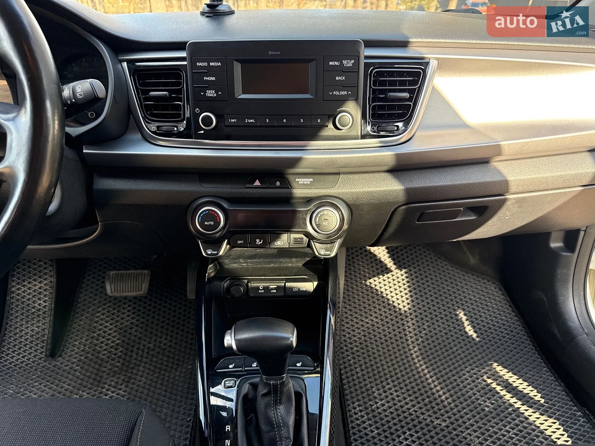 2017 Kia Rio - мініатюра 13