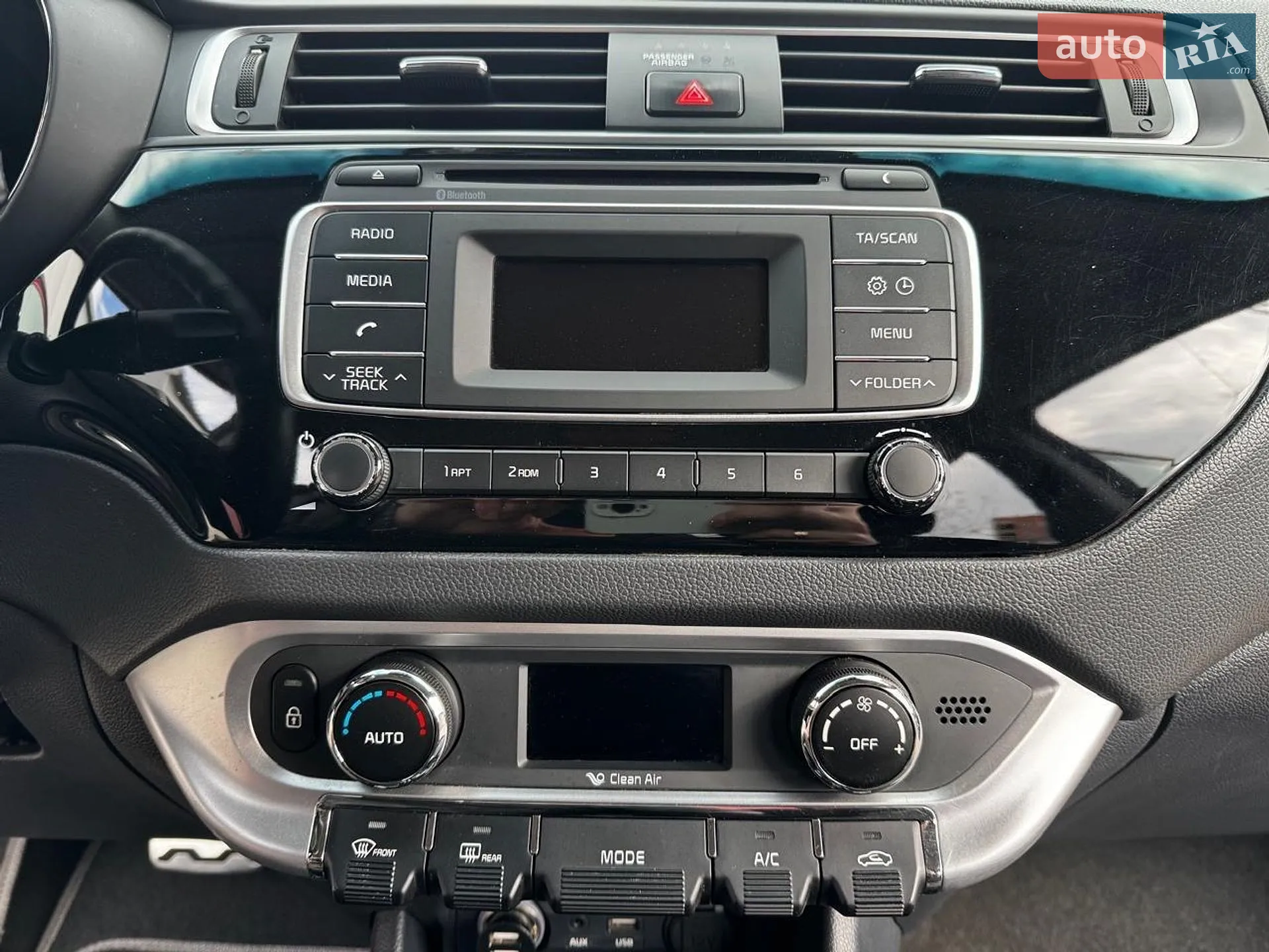 2017 Kia Rio - мініатюра 23