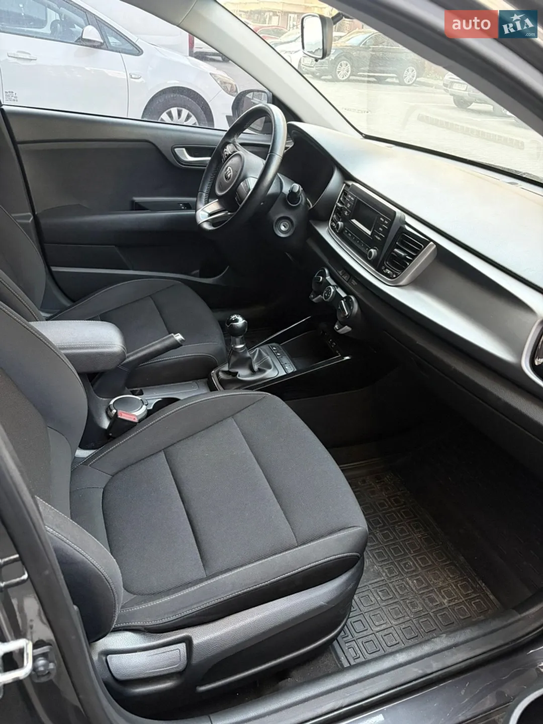 2017 Kia Rio - мініатюра 8