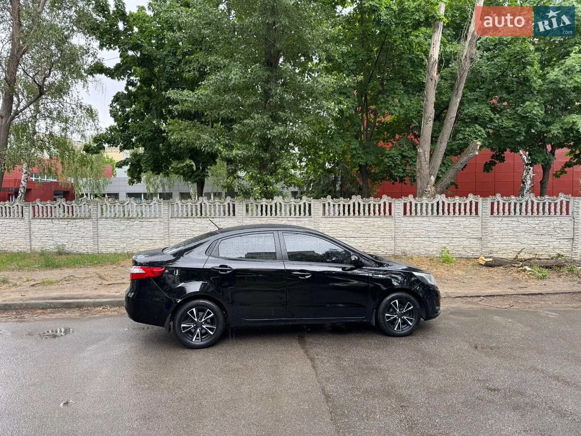 Kia Rio 2013 VIN Z94CB41ABDR142182 фото оголошення 4 з 11