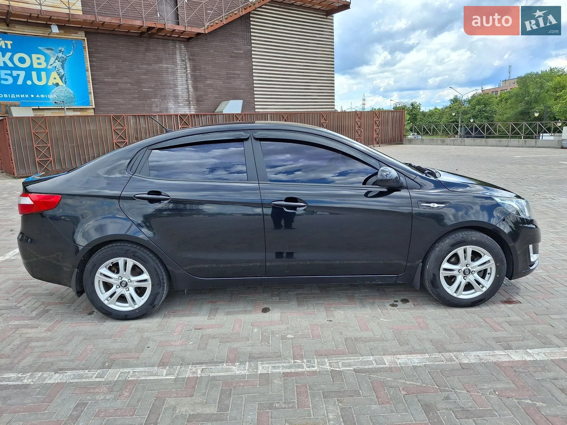 2013 Kia Rio - мініатюра 2