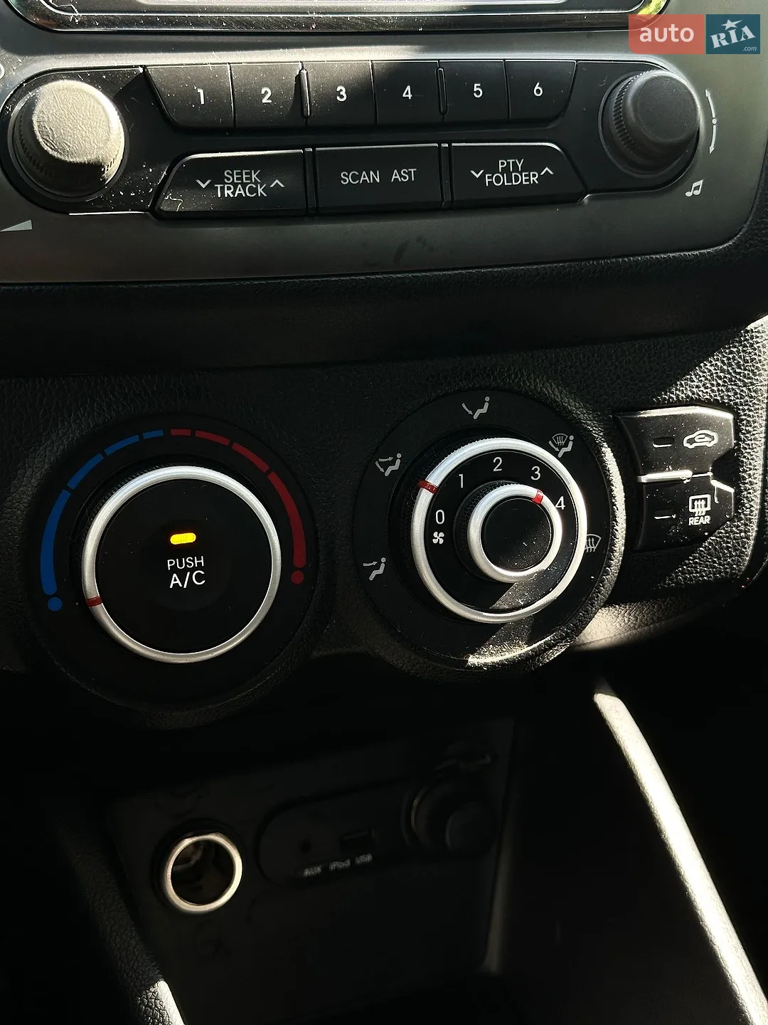 2011 Kia Rio - мініатюра 26