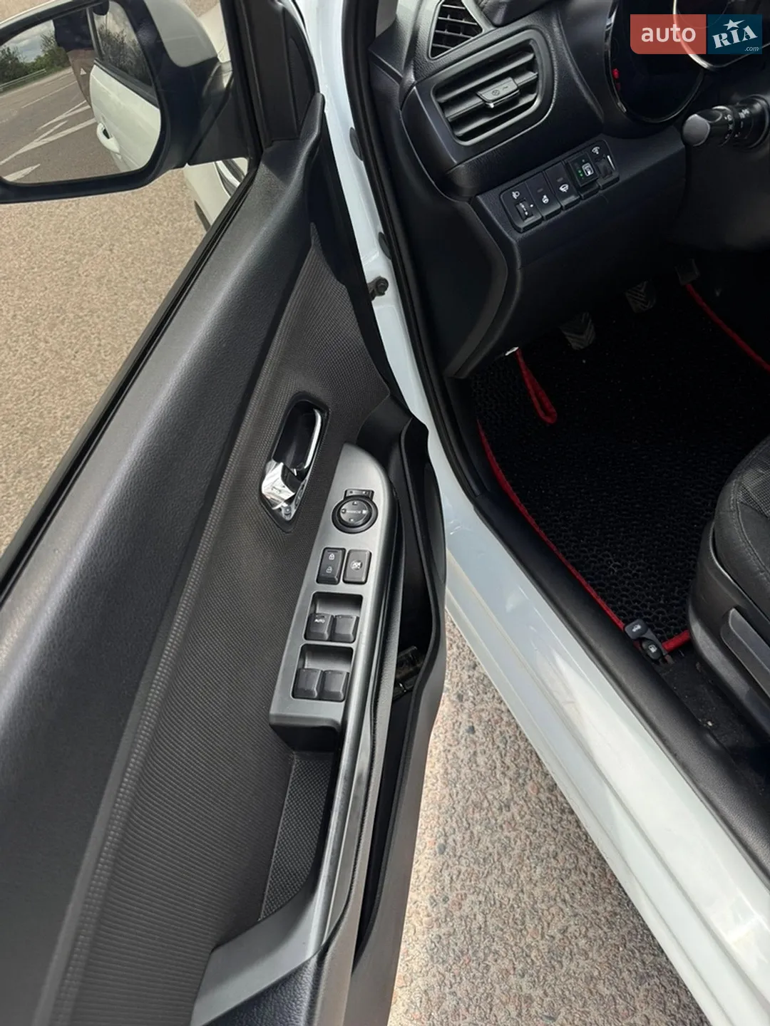 2013 Kia Rio - мініатюра 9