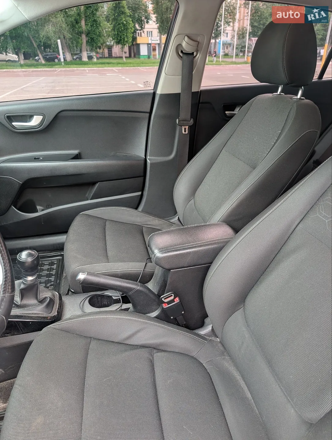 2017 Kia Rio - мініатюра 16