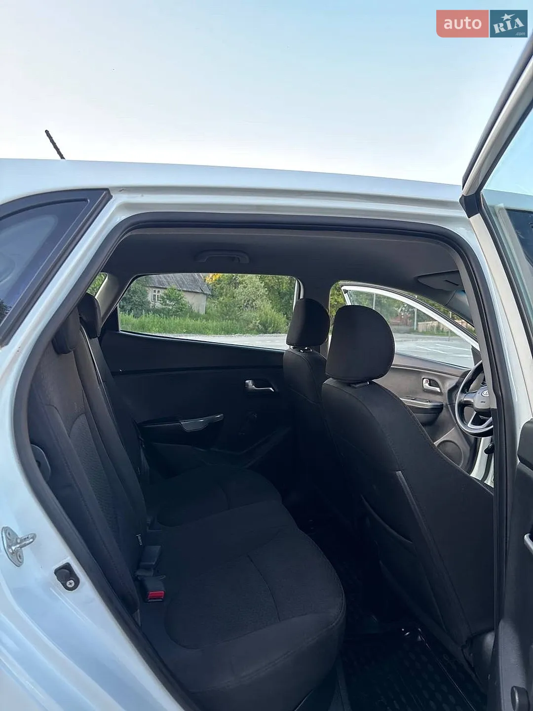 2012 Kia Rio - мініатюра 16