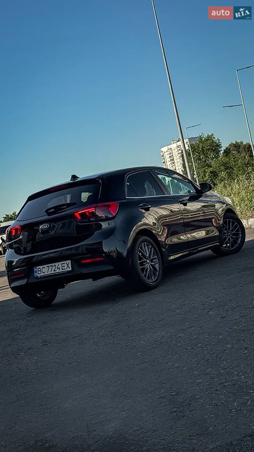 2017 Kia Rio - мініатюра 9