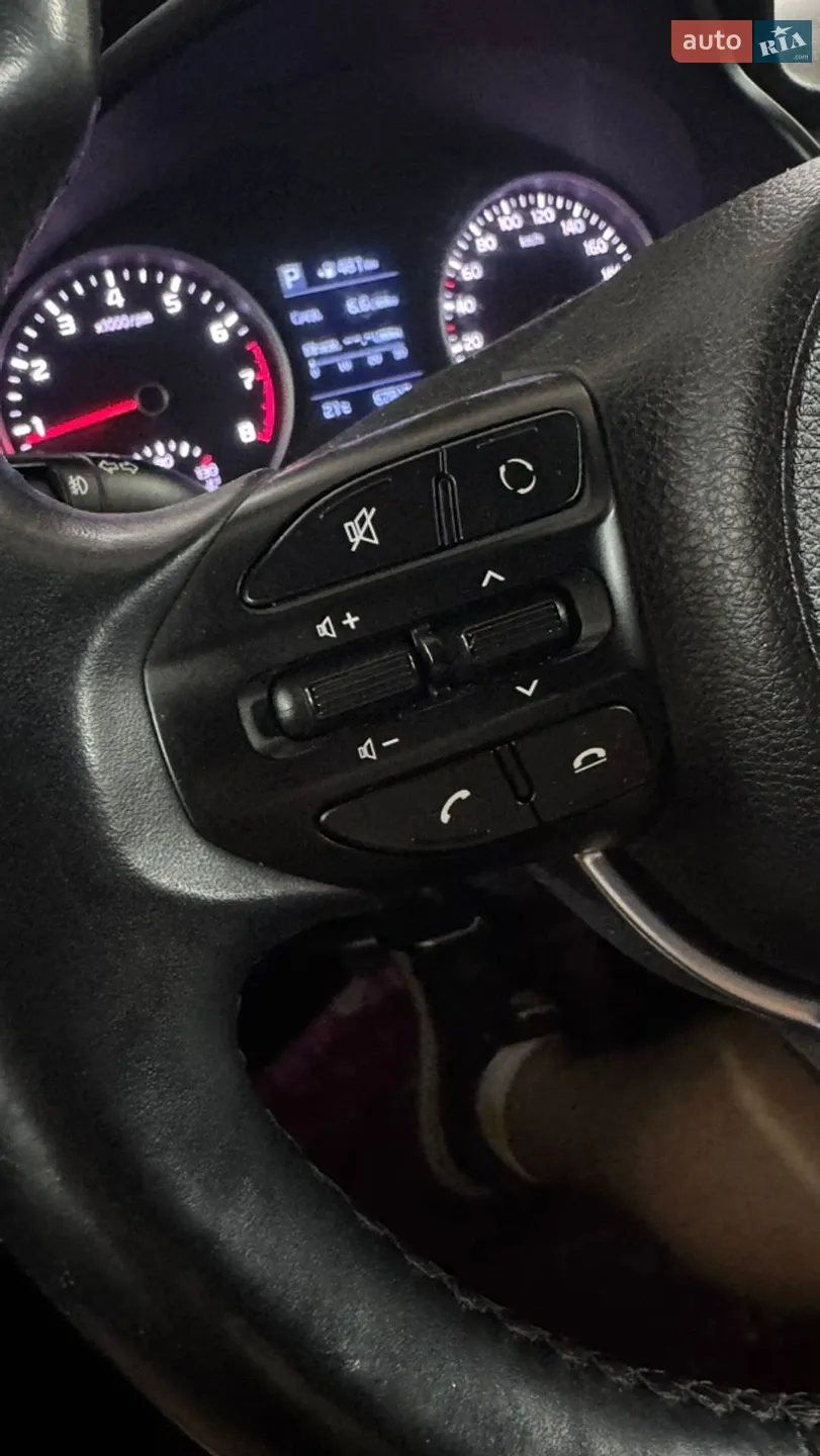 2017 Kia Rio - мініатюра 16