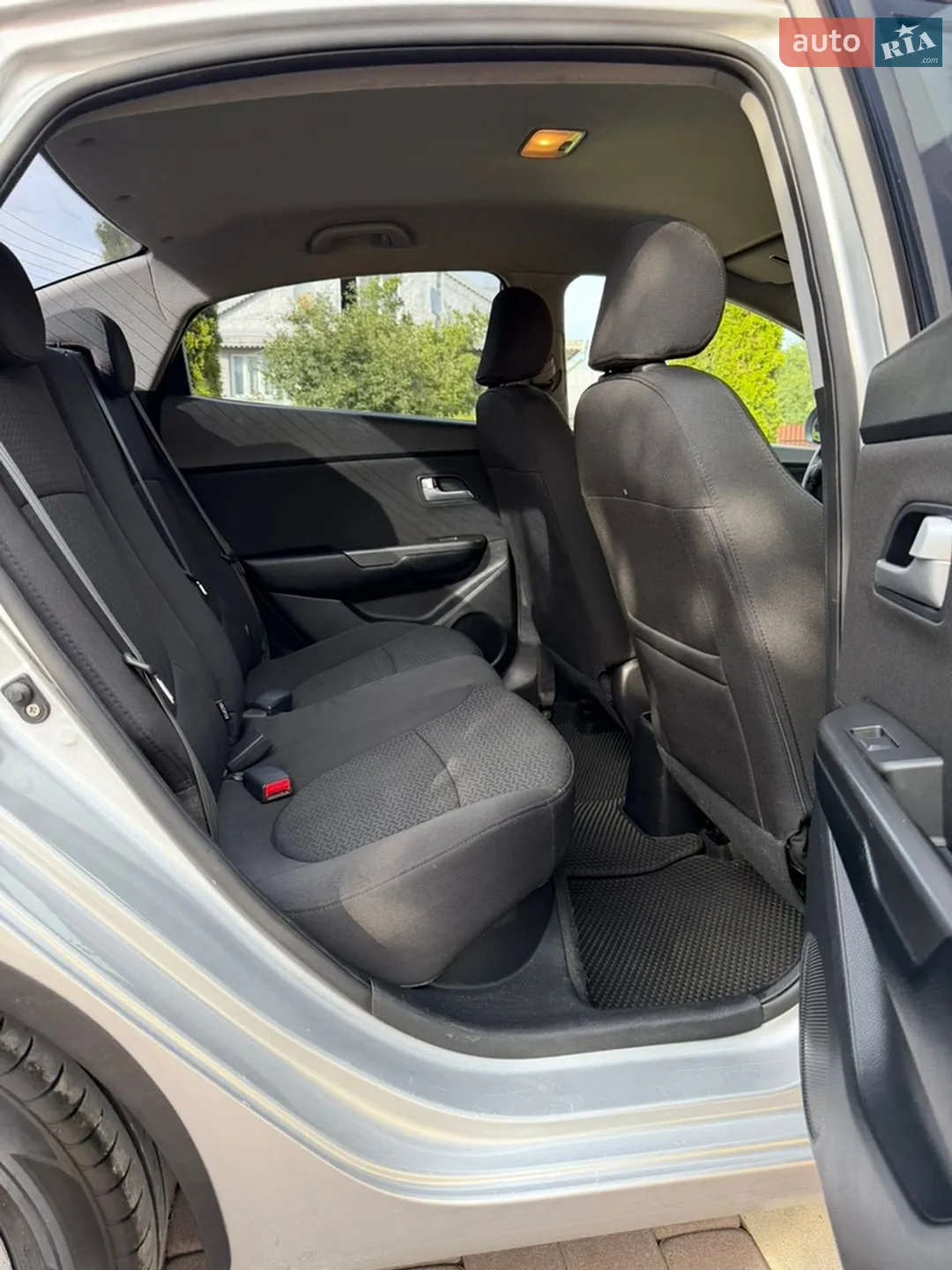 2012 Kia Rio - мініатюра 29
