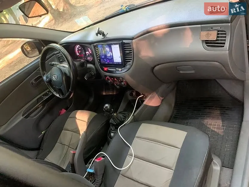 2011 Kia Rio - мініатюра 8