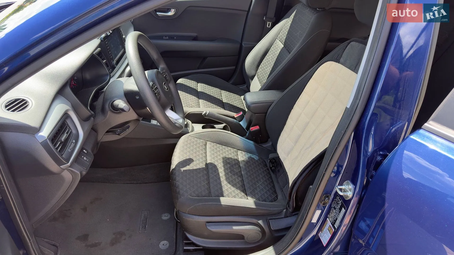 2019 Kia Rio - мініатюра 10