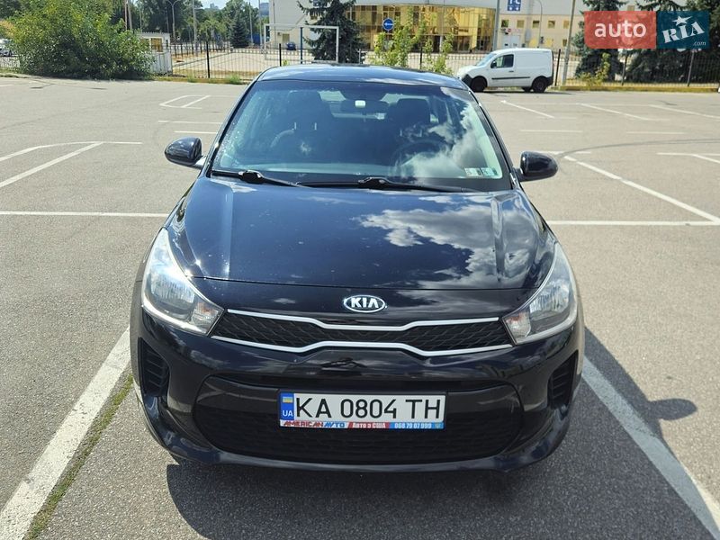 Седан Kia Rio 2019 в Киеве