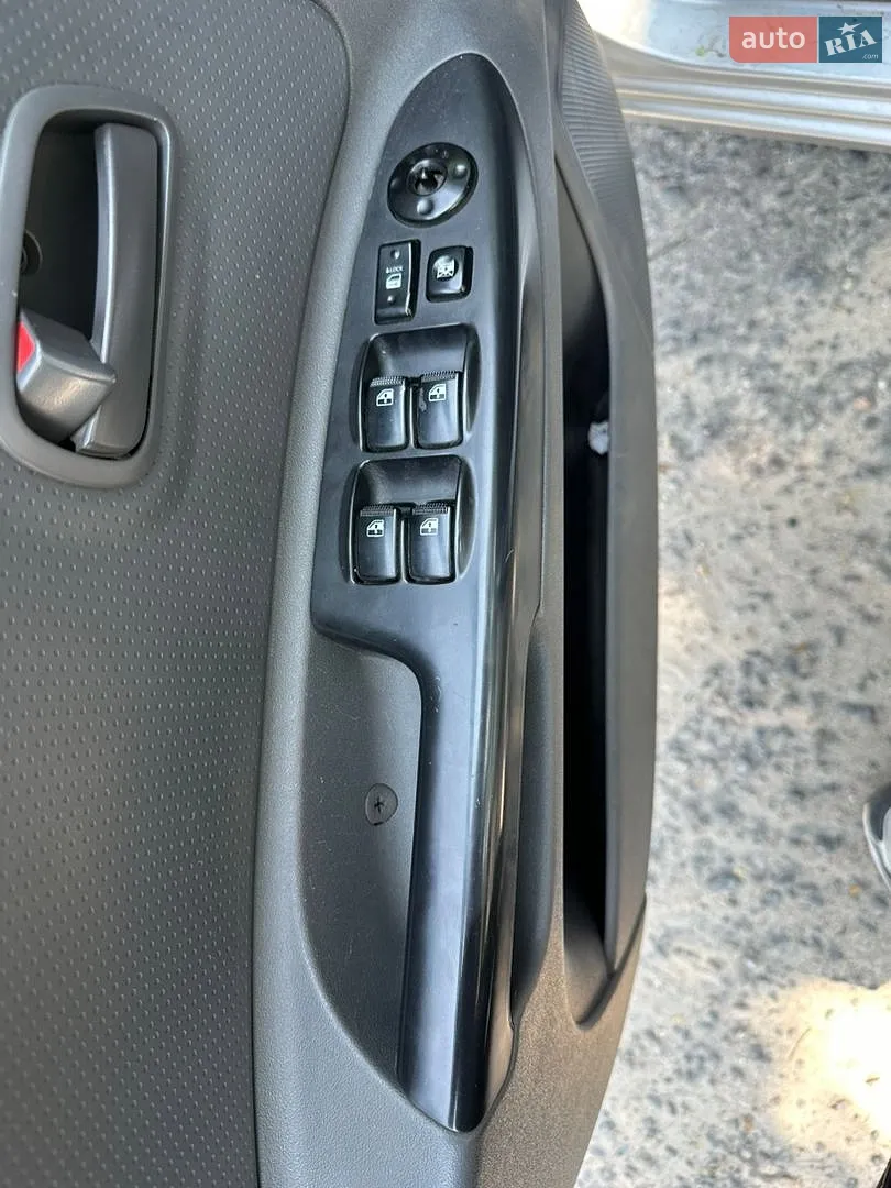 2010 Kia Rio - мініатюра 10