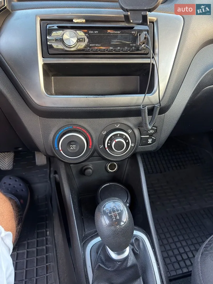 2011 Kia Rio - мініатюра 21