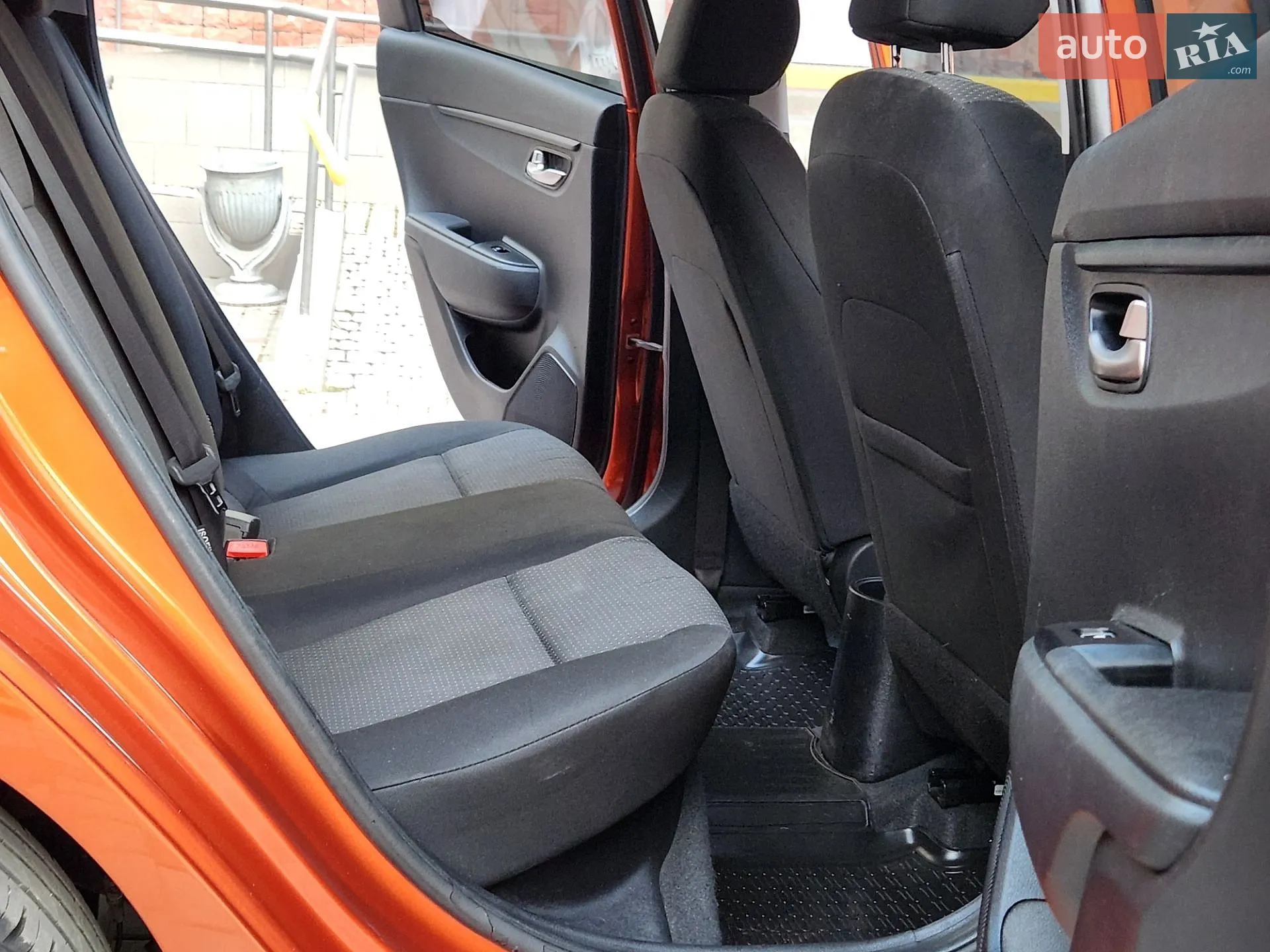 2022 Kia Rio - мініатюра 38