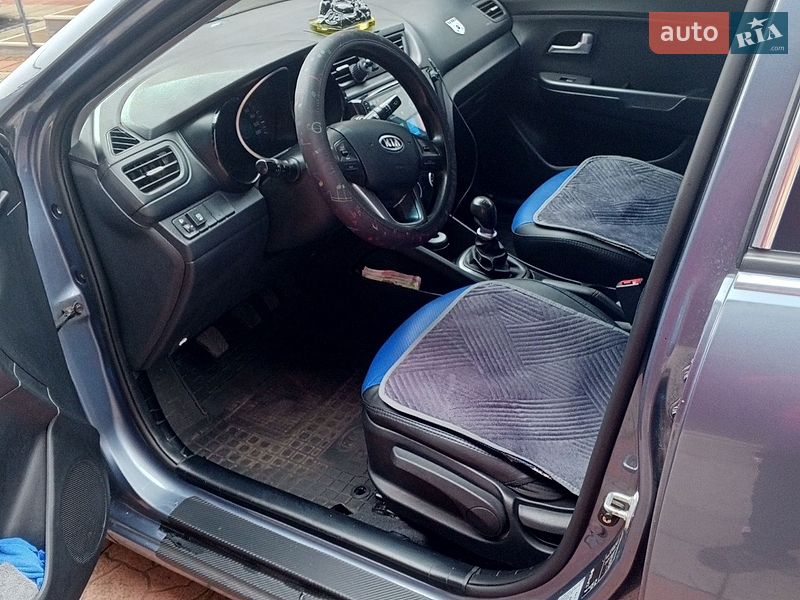 Хэтчбек Kia Rio 2012 в Борисполе