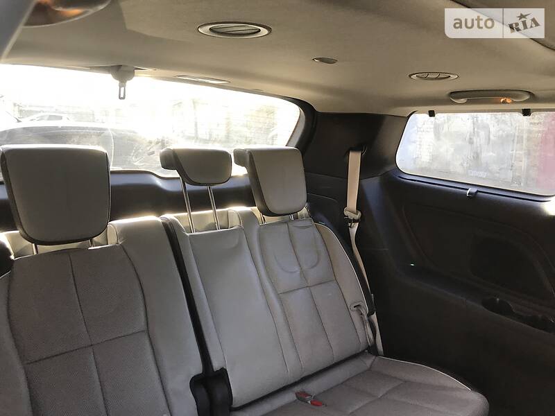 Мінівен Kia Sedona 2015 в Києві