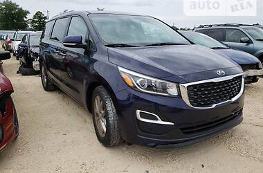 Минивэн Kia Sedona 2019 в Киеве