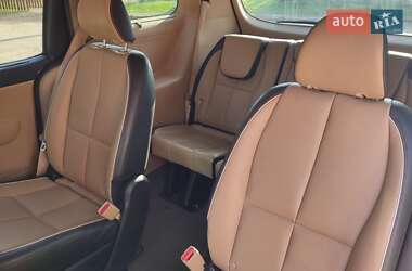 Мінівен Kia Sedona 2017 в Івано-Франківську