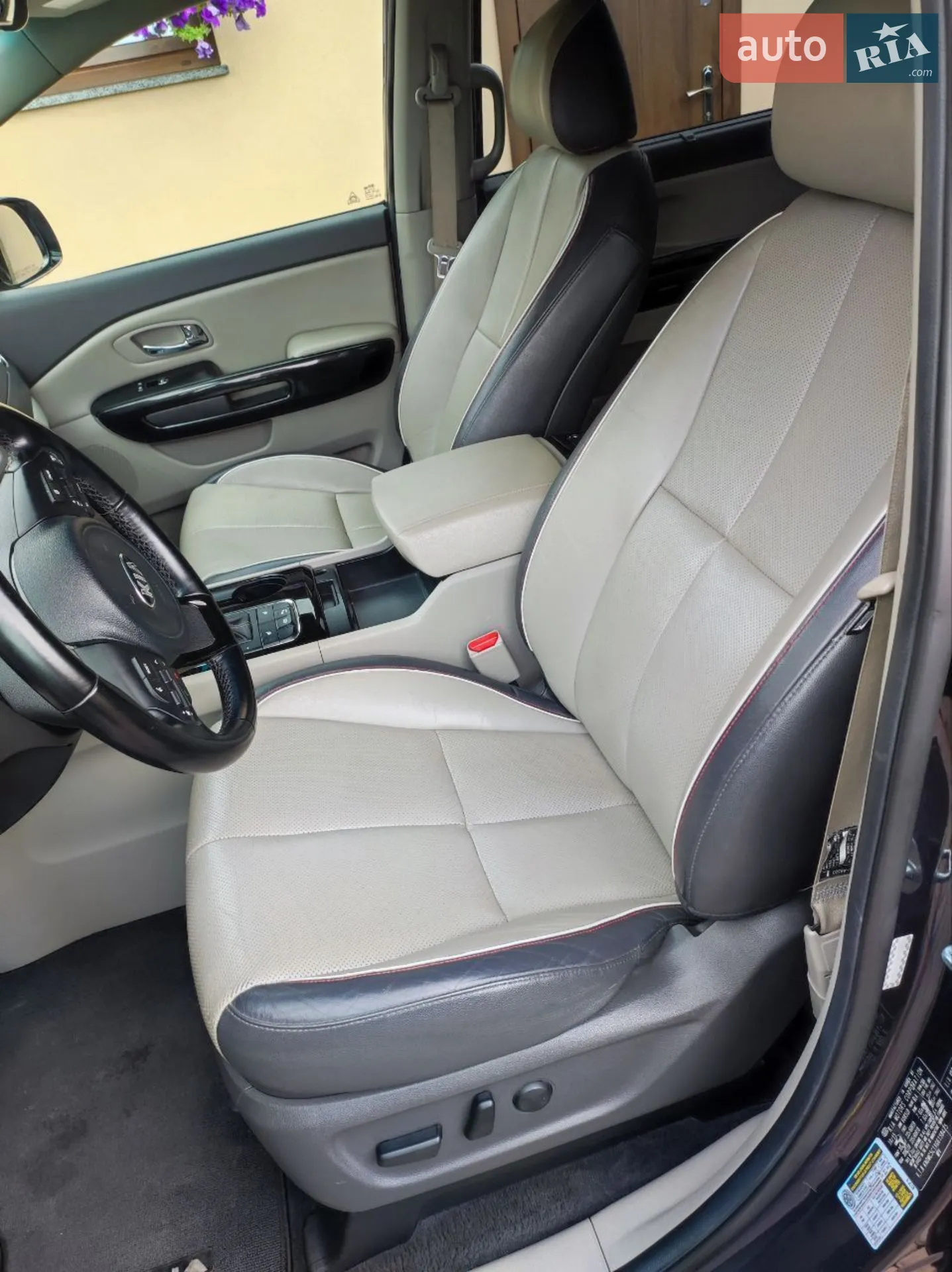 2015 Kia Sedona - мініатюра 34