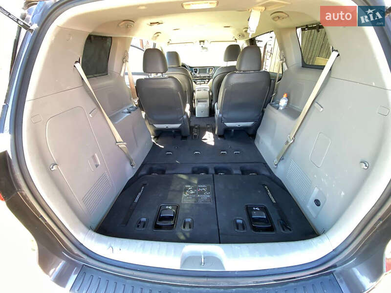Мінівен Kia Sedona 2016 в Одесі фото 21 Мінівен Kia Sedona 2016 в Одесі