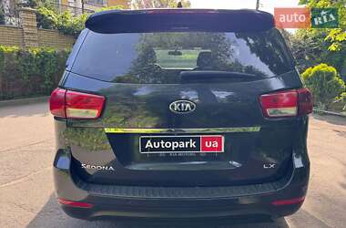 Минивэн Kia Sedona 2014 в 