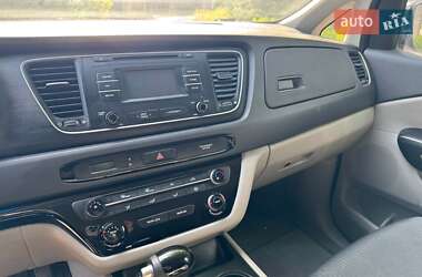 Минивэн Kia Sedona 2014 в 