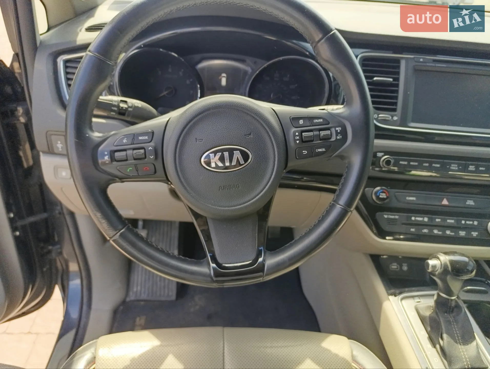 Kia Sedona 2014 VIN KNDMC5C13F6029685 фото оголошення 8 з 22