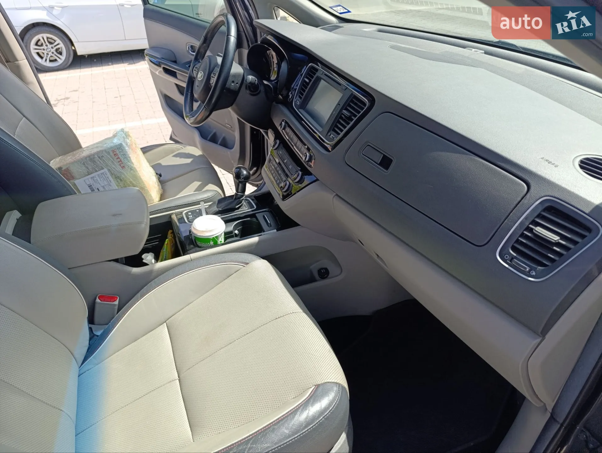 Kia Sedona 2014 VIN KNDMC5C13F6029685 фото оголошення 12 з 22