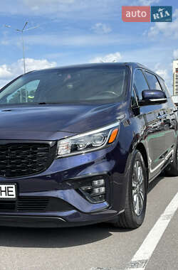 Минивэн Kia Sedona 2020 в Киеве