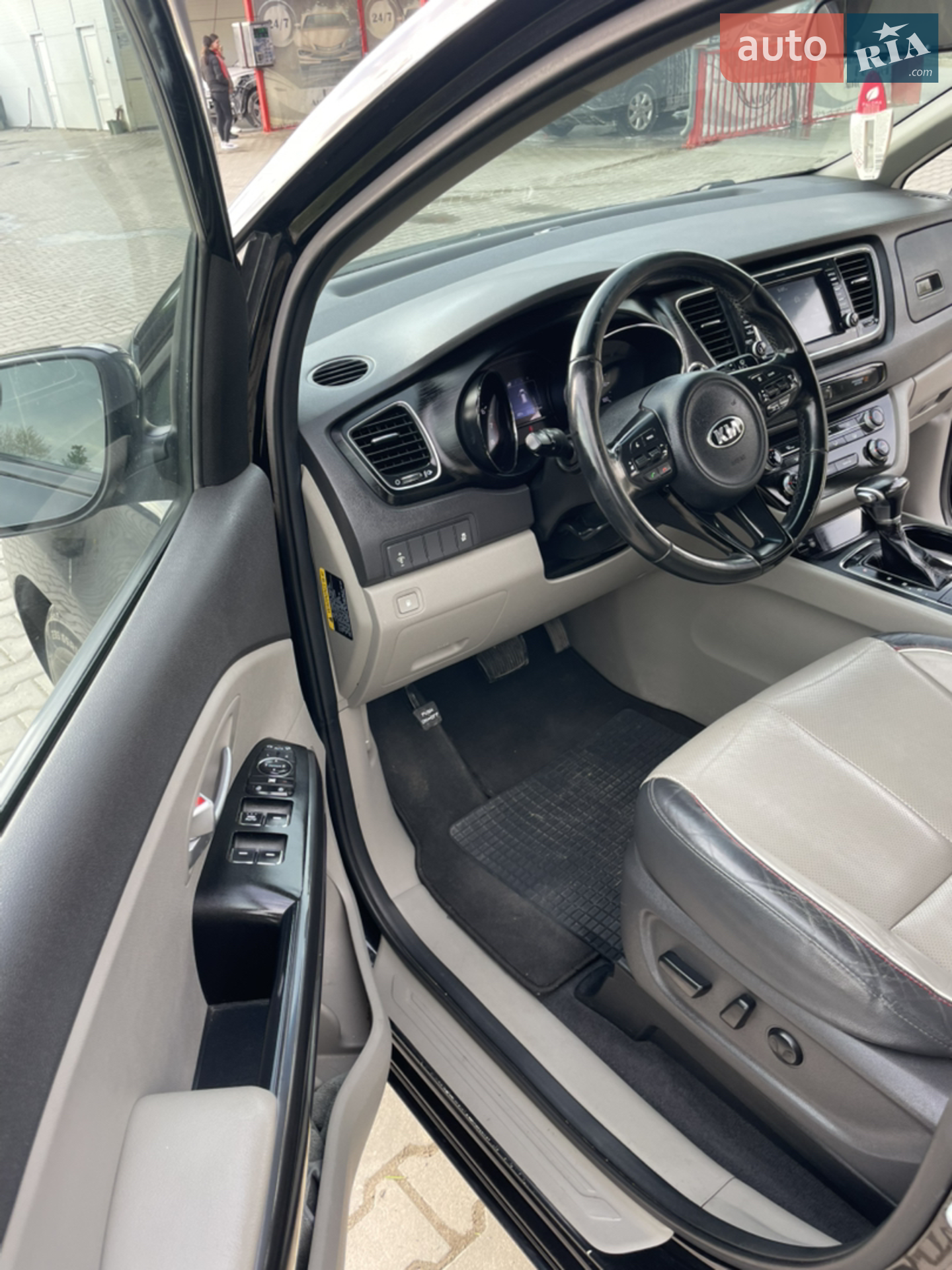 2016 Kia Sedona - мініатюра 13