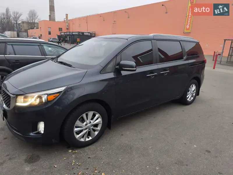 Kia Sedona 2015