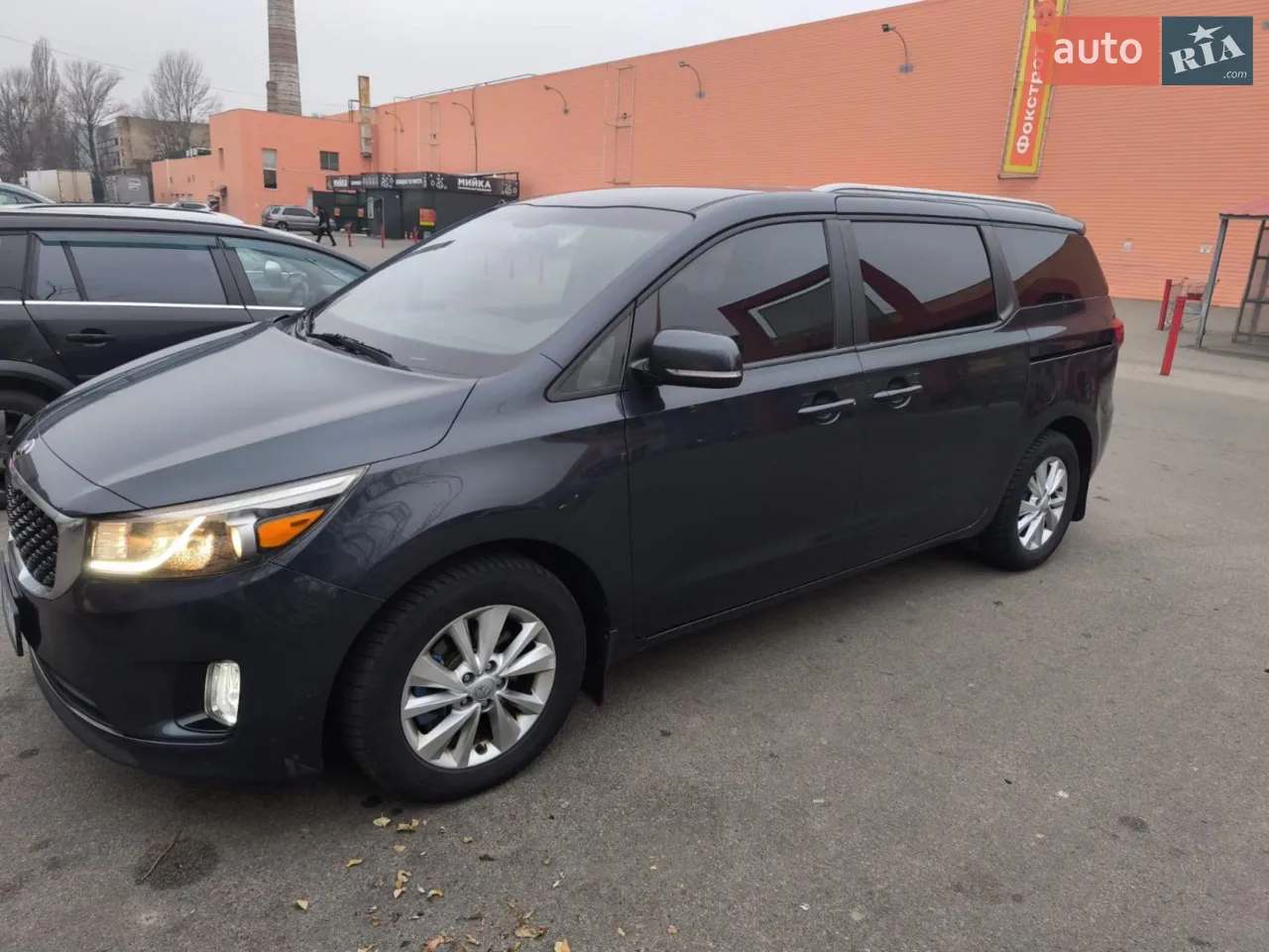 2016 Kia Sedona - мініатюра 18